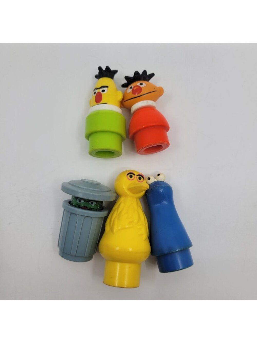 Fisher Price Play Family Sesame Street Lot - Big Bird Ernie Burt Cookie Oscar
